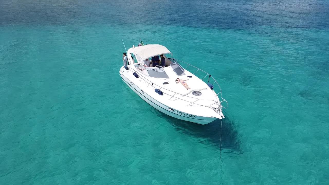 Cranchi Zaffiro 34 in navigazione